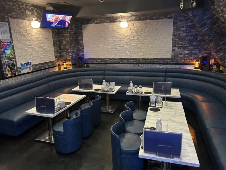 やどかりの店内