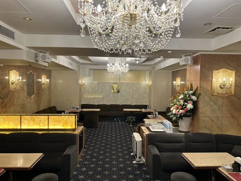 蘭花 （ニューランカ）の店内