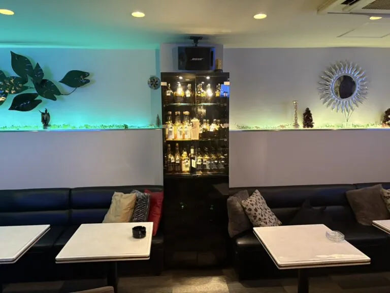 北浦和 オハナの店内