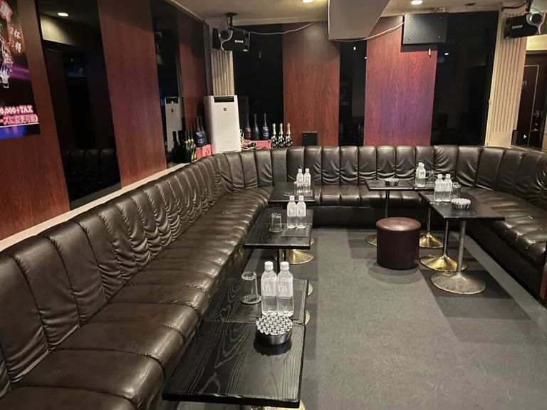 アミューズの店内