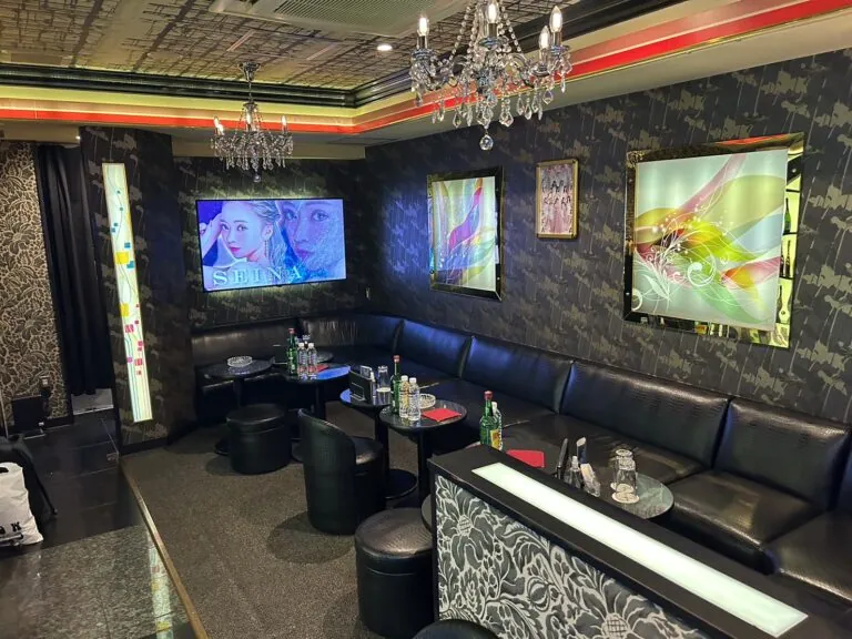 ラグゼリアの店内