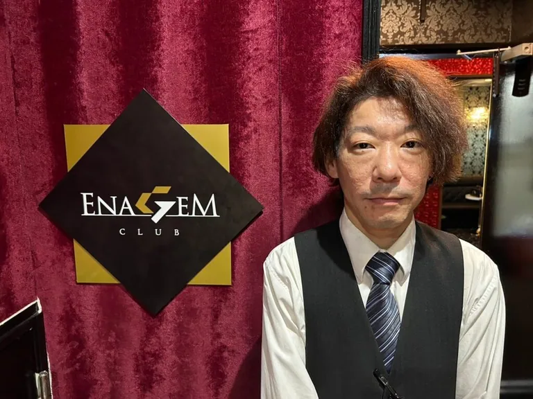 エナージェムの店内