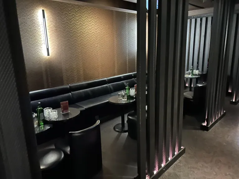プライマルの店内
