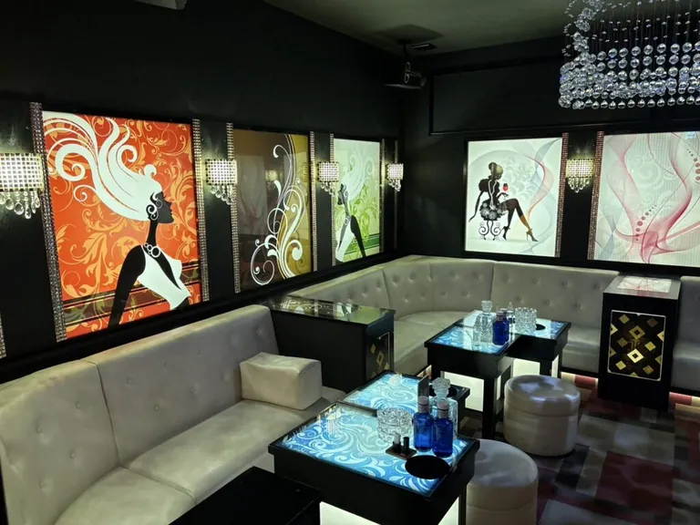 カーニバルの店内