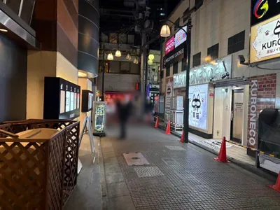 へのへのもへじへの道順 8／8：左折してすぐ左手に中野へのへのもへじの入る「第98東京ビル」があります。