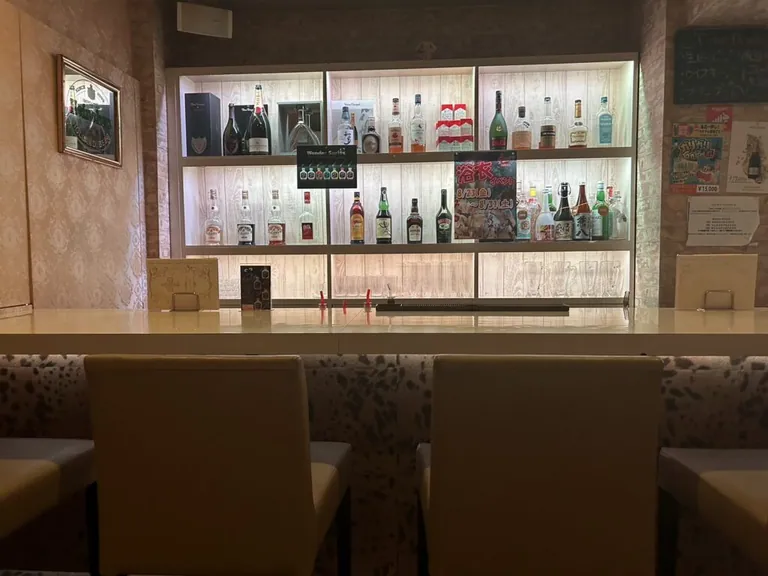 日暮里　ファニー （GIRL’S BAR Funny）の店内