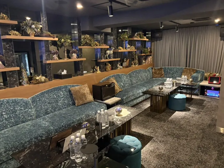 レインの店内