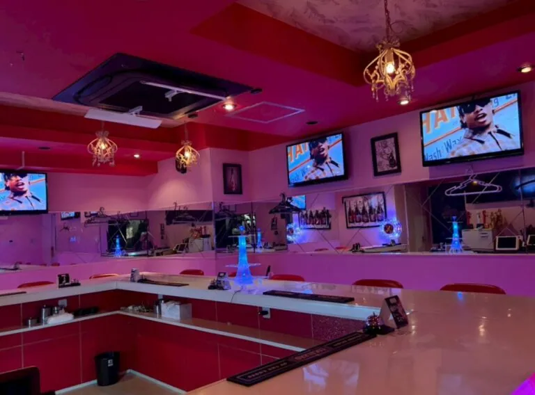 ハニービーの店内