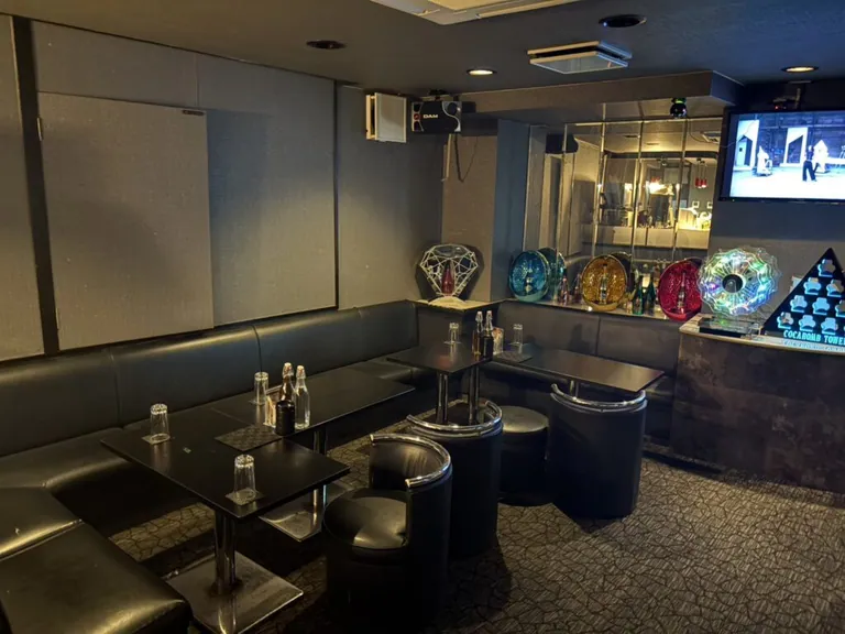 アーチの店内