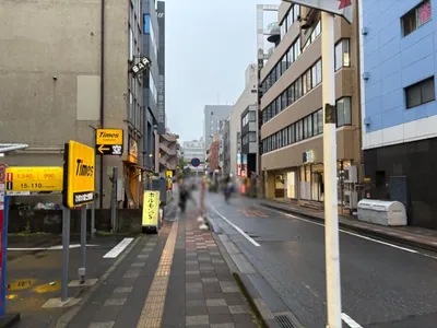 ゴッドへの道順 13／14：直進します。