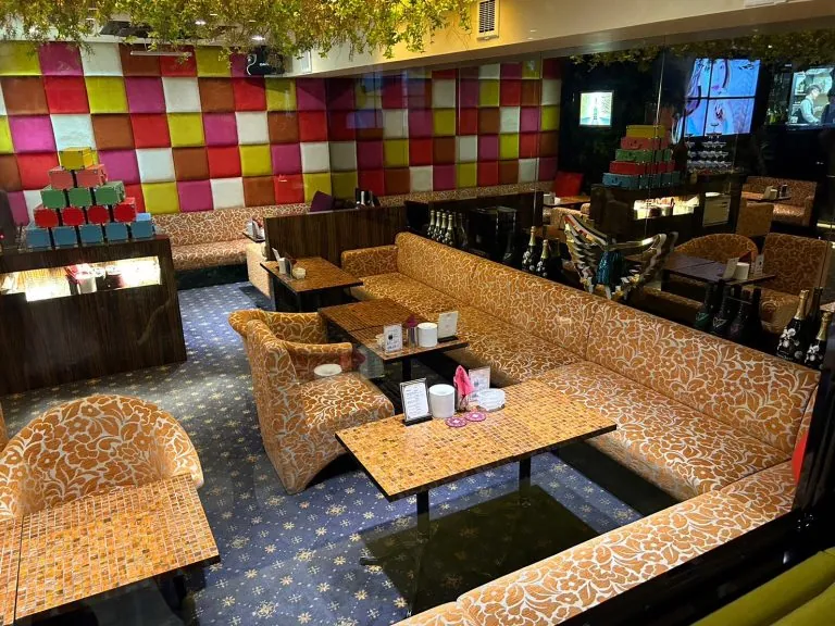 ラヴィエの店内