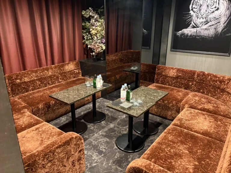 セバスチャンの店内