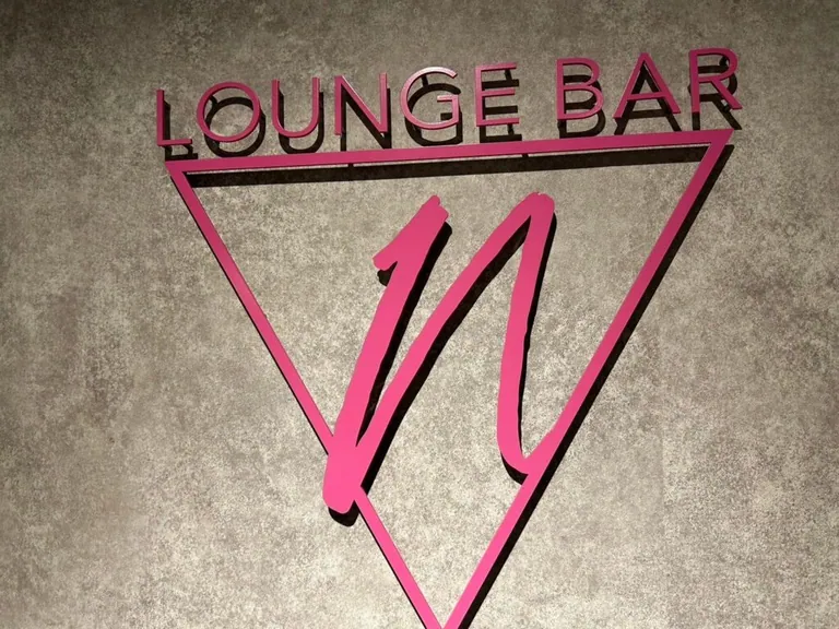 N （LOUNGE BAR エヌ）の店内