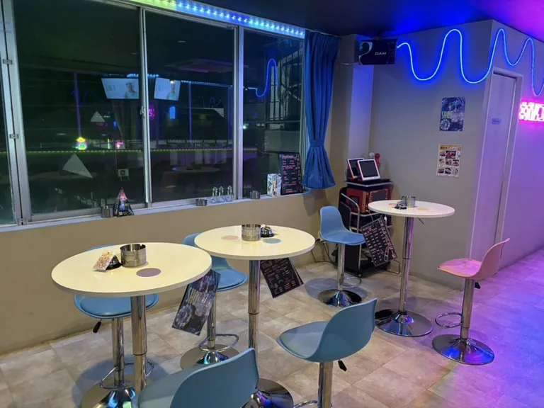 ガールズコレクションの店内