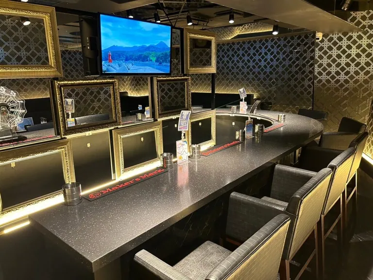 レグロ (GIRL’S BAR・LOUNGE REGRO)の店内