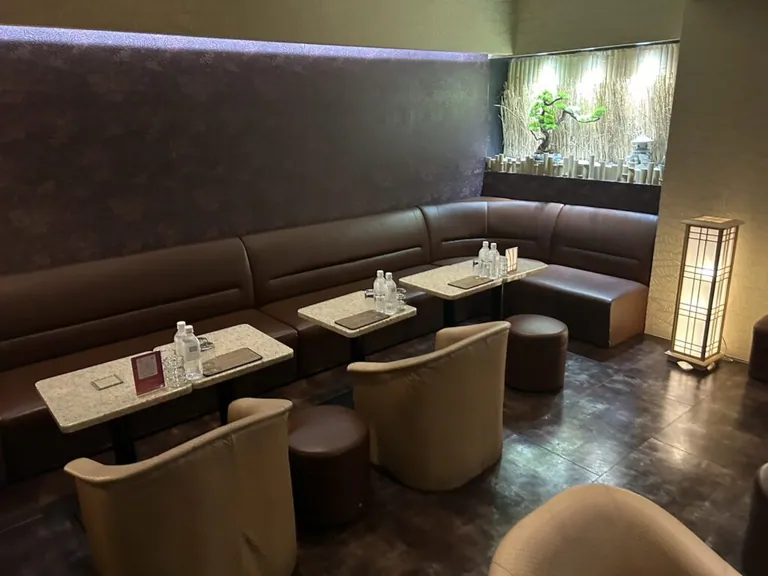 ハマーの店内
