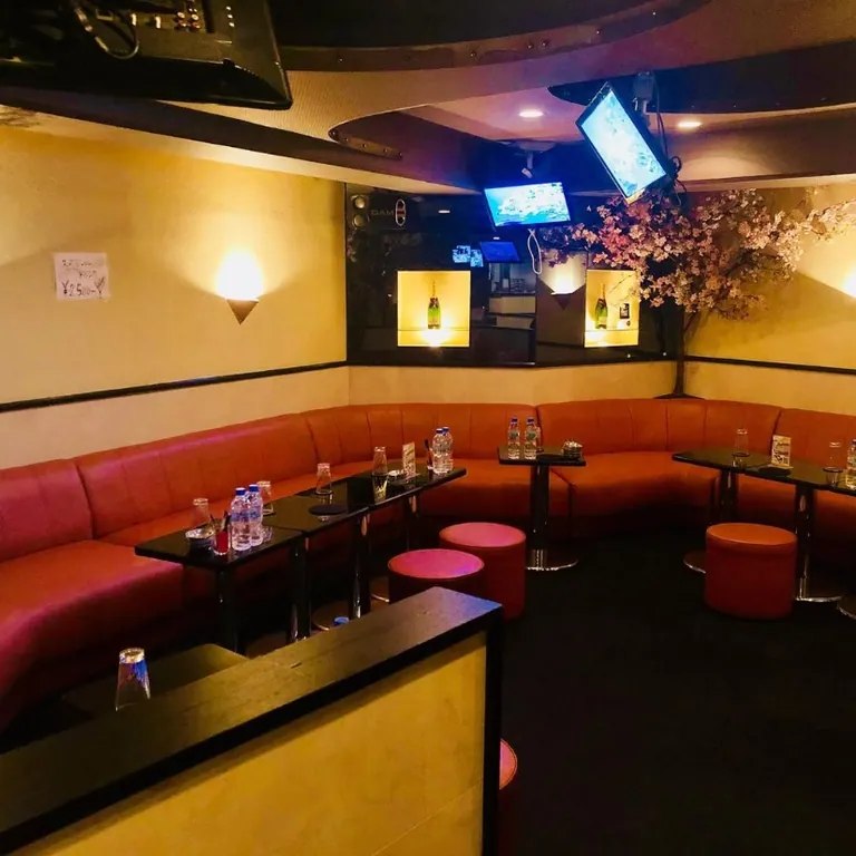 朧月 （オボロヅキ）の店内