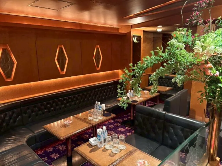 花ぐるま（ハナグルマ）の店内
