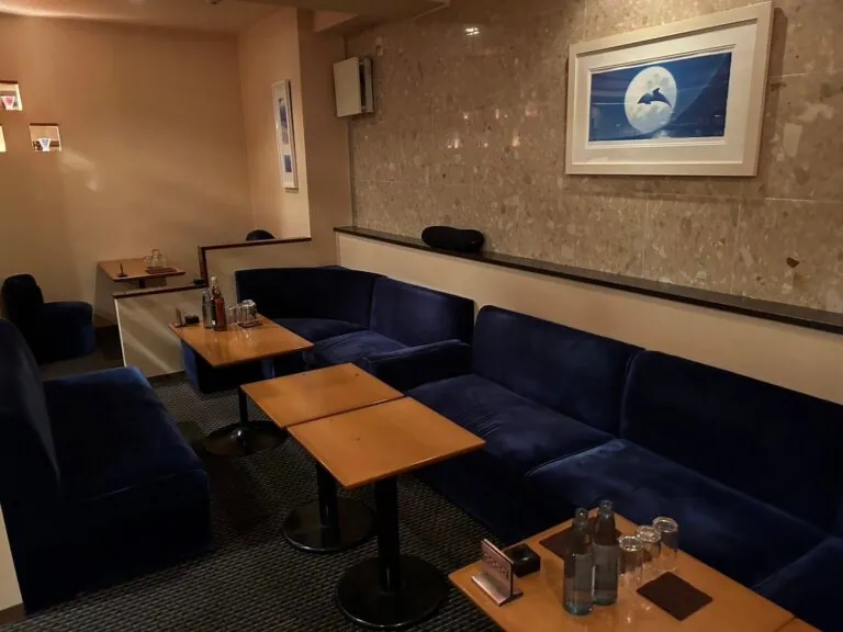 プレステージの店内