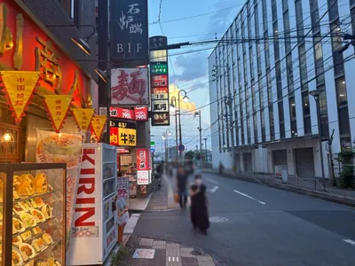 ルージュノワールへの道順 5／8：二つ目の路地を左折します。