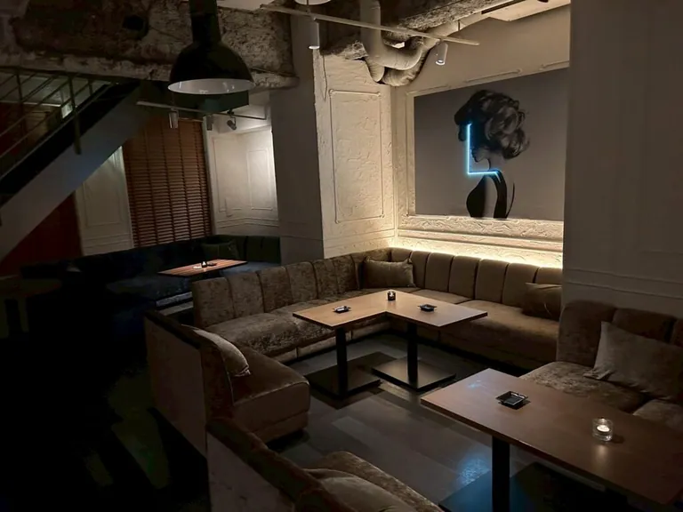 チェスの店内