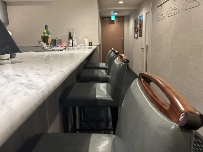 ヒルコレスナックの店内