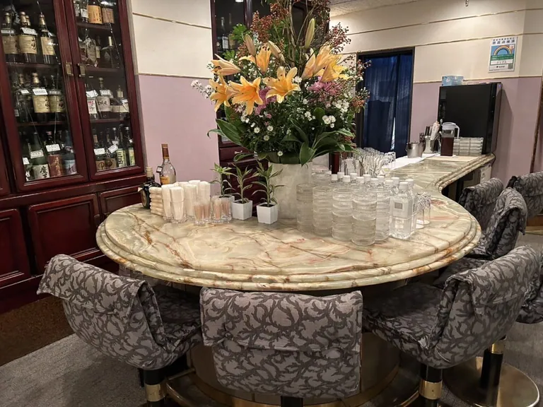 クリアスの店内