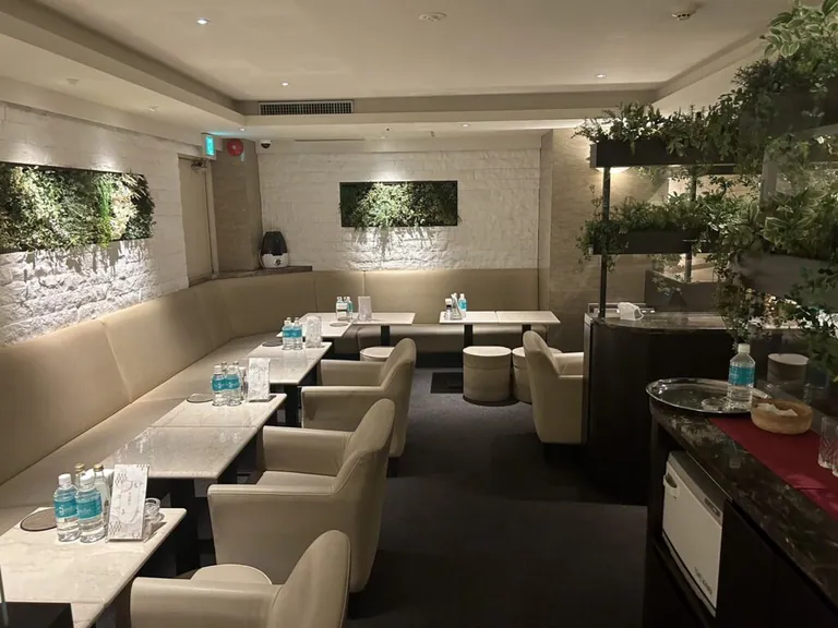 ブレイブの店内