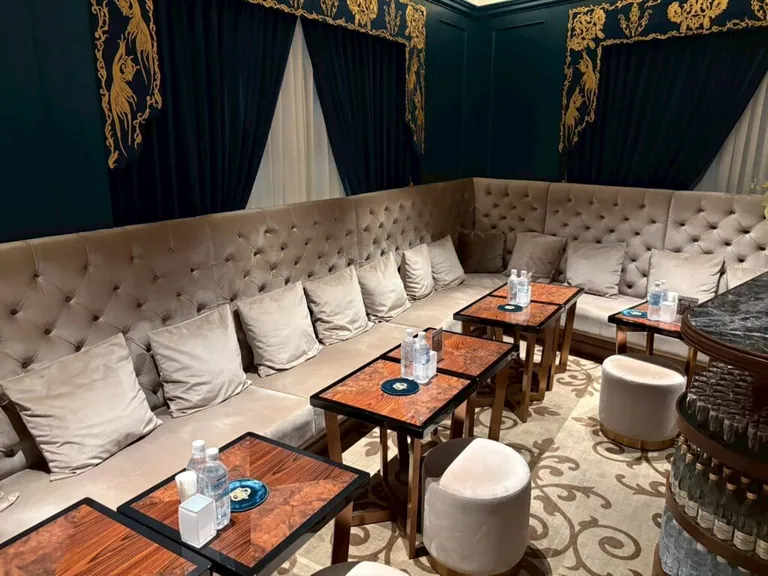 ピロポの店内