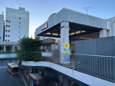 ディアブロへの道順 1／6：「藤沢駅」南口を出ます。
