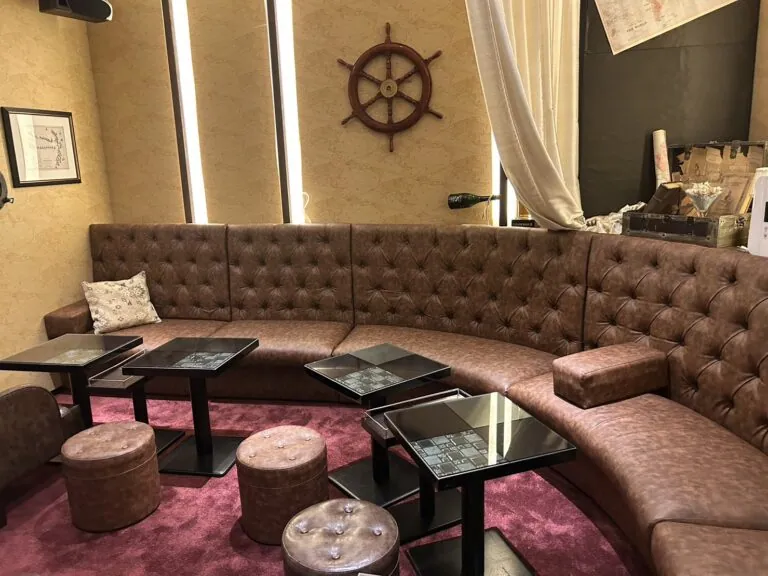 モノリスの店内