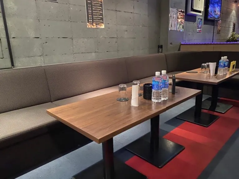 レイの店内