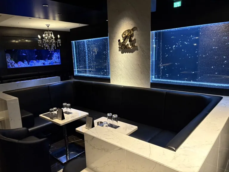 アールクラブの店内