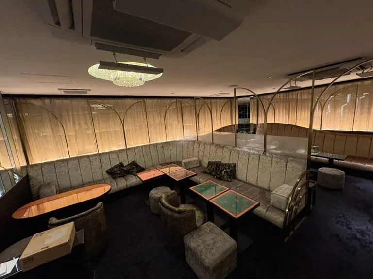 ボリバードの店内