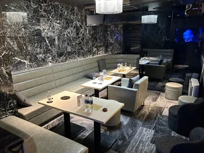グレアの店内